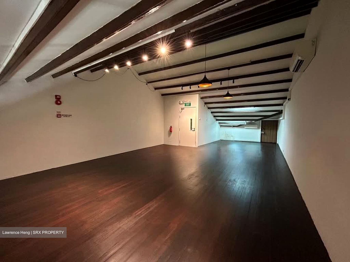 Stanley Street (D1), Office #568696601